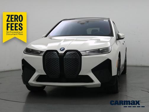White 2023 BMW iX XDrive50i