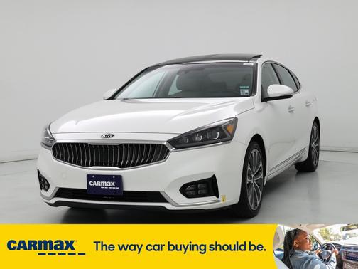 2017 Kia Cadenza Technology