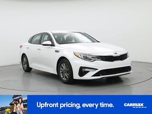 White 2019 Kia Optima LX