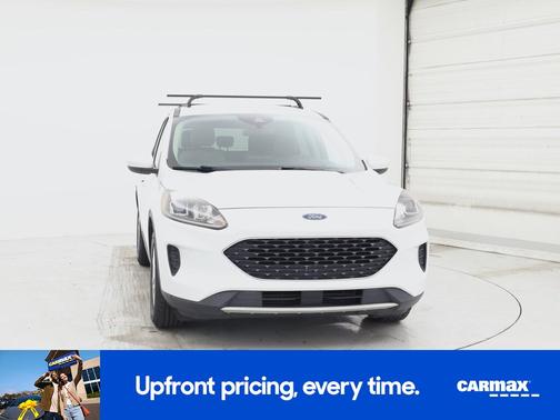 White 2020 Ford Escape SE
