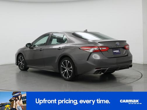 Gray 2019 Toyota Camry Hybrid SE