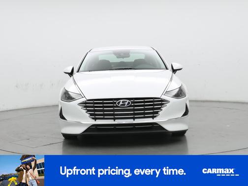 2022 Hyundai SONATA SE