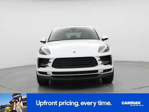 White 2019 Porsche Macan