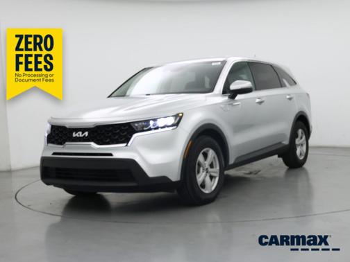 Silver 2022 Kia Sorento LX
