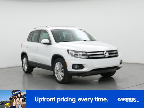 White 2015 Volkswagen Tiguan SEL