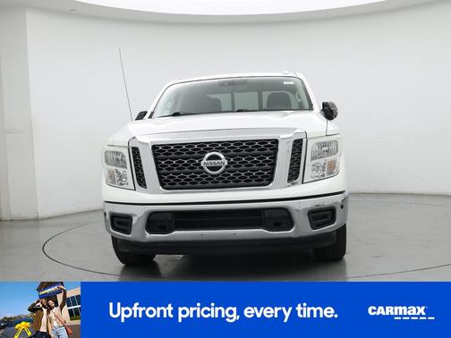 2018 Nissan Titan SV