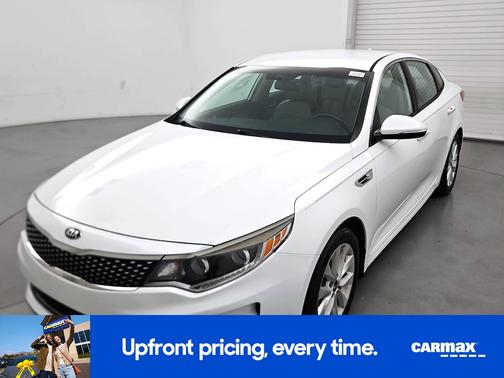 White 2016 Kia Optima EX