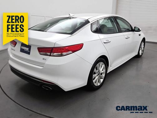 White 2016 Kia Optima EX
