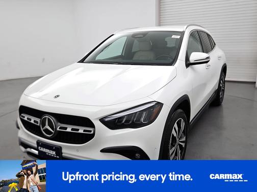 White 2025 Mercedes-Benz GLA 250