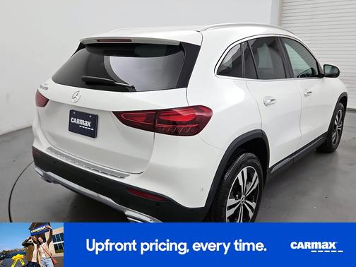 White 2025 Mercedes-Benz GLA 250