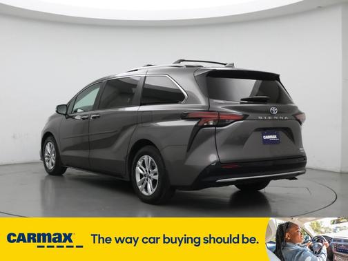 2024 Toyota Sienna Limited