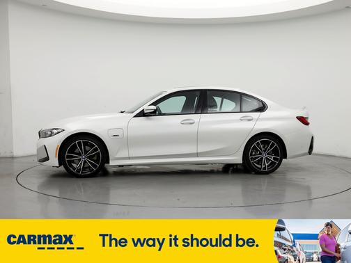 2023 BMW 330e