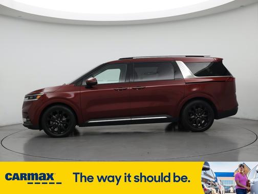 2023 Kia Carnival SX