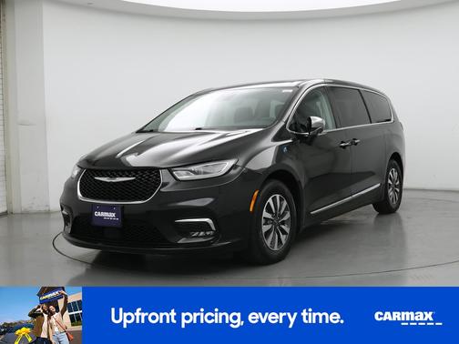 2023 Chrysler Pacifica Hybrid Limited