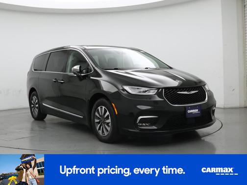 2023 Chrysler Pacifica Hybrid Limited