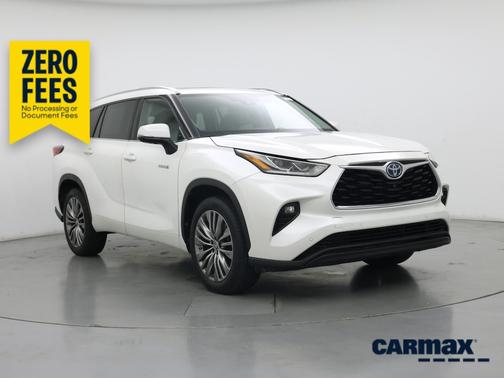 White 2021 Toyota Highlander Hybrid Platinum
