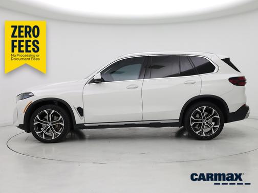 White 2024 BMW X5 sDrive40i