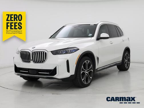 White 2024 BMW X5 sDrive40i