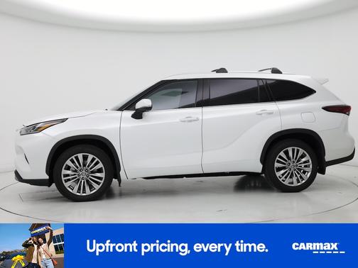 Pearl 2026 Toyota Highlander Platinum