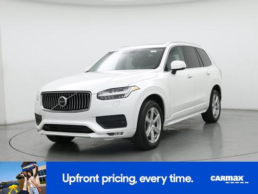 White 2021 Volvo XC90 T6 Momentum