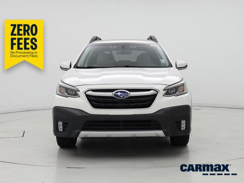 White 2022 Subaru Outback Limited