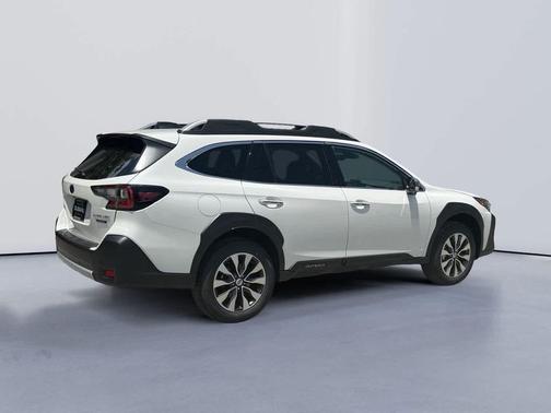 2025 Subaru Outback Touring
