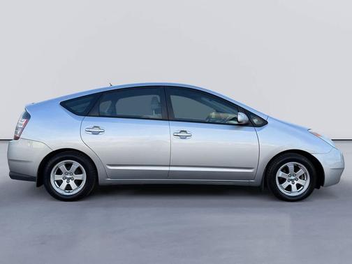 2005 Toyota Prius Base