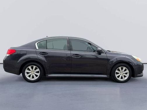 2011 Subaru Legacy Premium