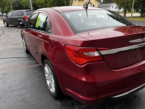 2012 Chrysler 200 Touring