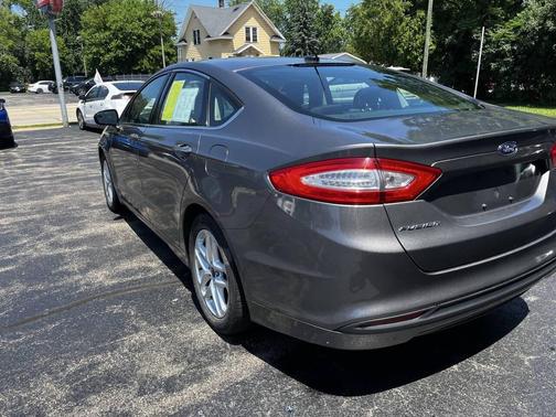 2013 Ford Fusion SE