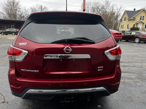 2015 Nissan Pathfinder SV
