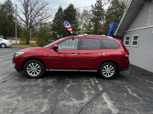 2015 Nissan Pathfinder SV