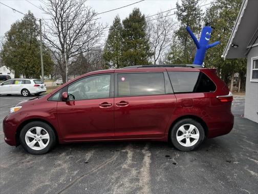 2015 Toyota Sienna LE