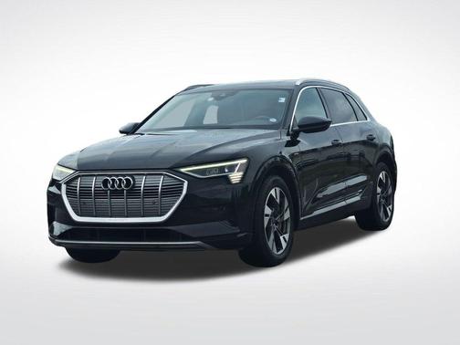 2021 Audi e-tron Premium