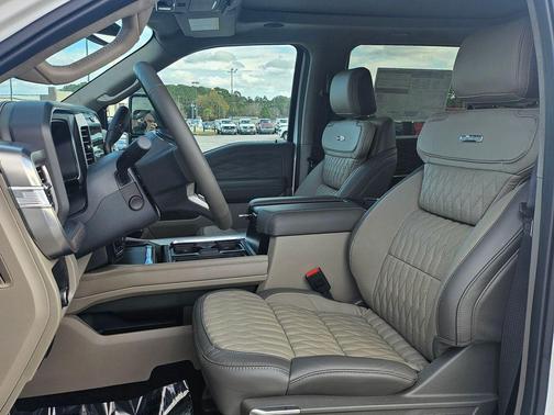 2026 Ford F-350 Platinum