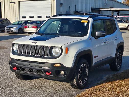 2017 Jeep Renegade Trailhawk