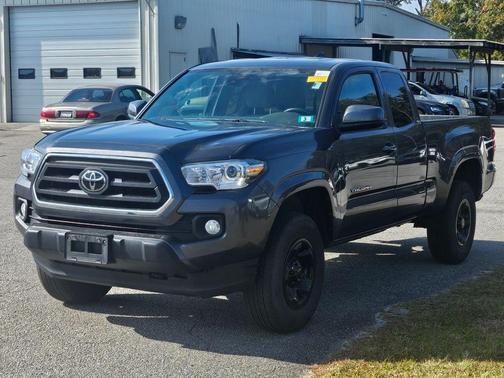 2022 Toyota Tacoma SR5