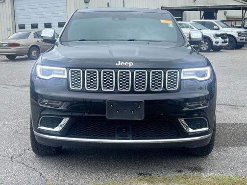 2019 Jeep Grand Cherokee Summit