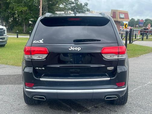 2019 Jeep Grand Cherokee Summit