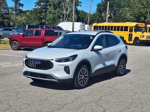 2026 Ford Escape Base