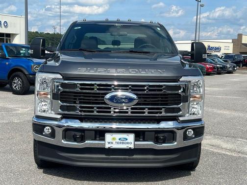 2025 Ford F-250 XLT