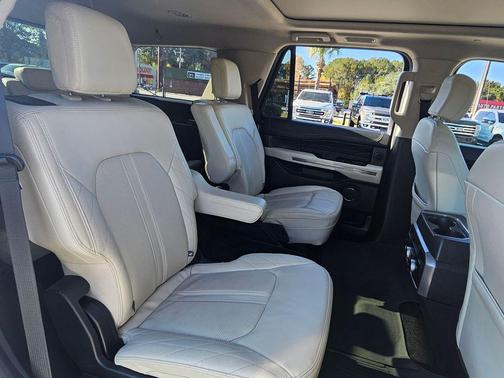 2021 Ford Expedition Platinum