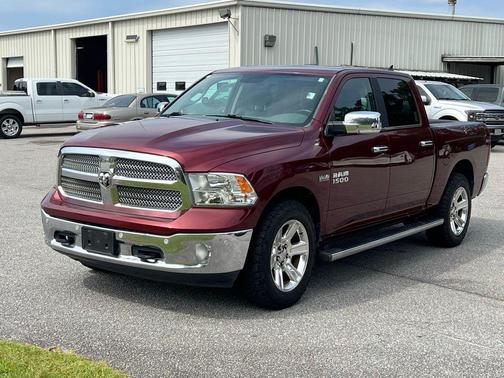 2018 RAM 1500 SLT