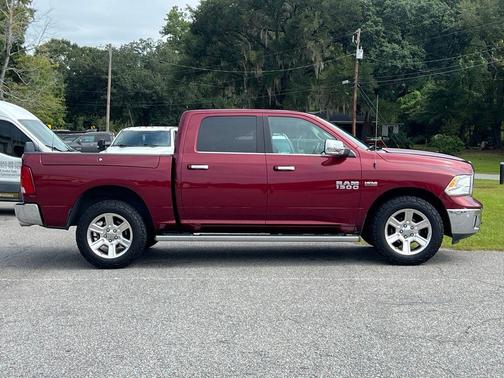 2018 RAM 1500 SLT
