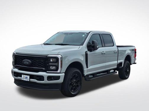 Avalanche 2026 Ford F-350 XLT