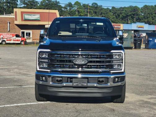 2026 Ford F-350 Lariat Super Duty