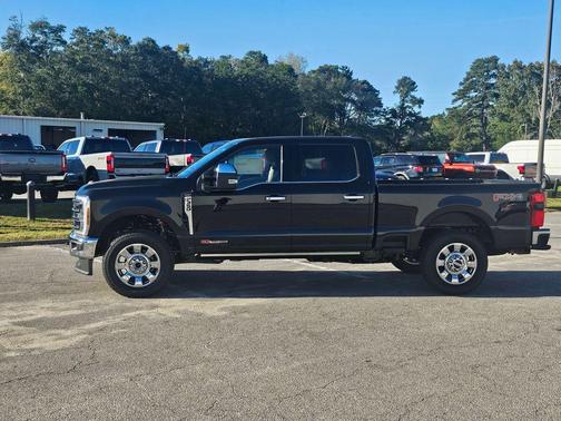 2026 Ford F-350 Lariat Super Duty