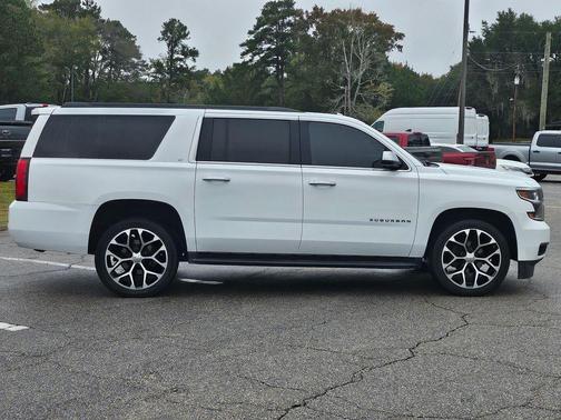 2019 Chevrolet Suburban LT