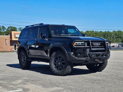 2025 Toyota Land Cruiser 
