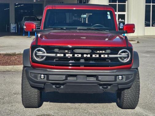 2022 Ford Bronco Outer Banks